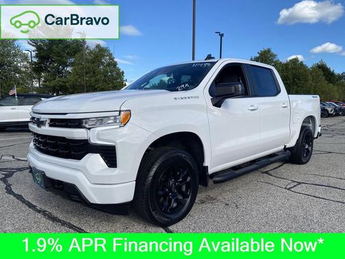 Summit White 2026 Chevrolet Silverado 1500 RST