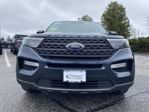 Stone Blue Metallic 2022 Ford Explorer XLT