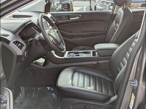 Carbonized Gray Metallic 2022 Ford Edge SEL