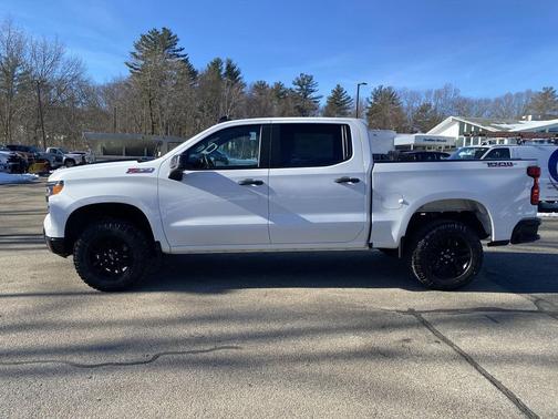 2023 Chevrolet Silverado 1500 Custom Trail Boss