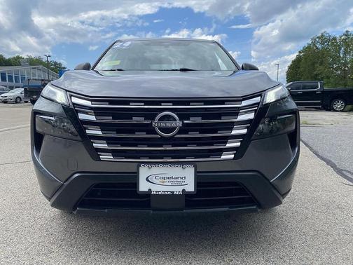 Gun Metallic 2024 Nissan Rogue S