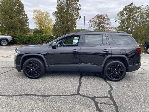 2023 GMC Acadia AWD SLT
