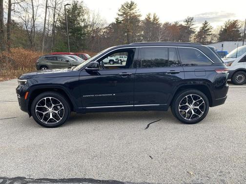 2025 Jeep Grand Cherokee Summit