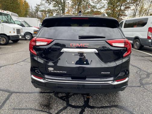 2022 GMC Terrain Denali