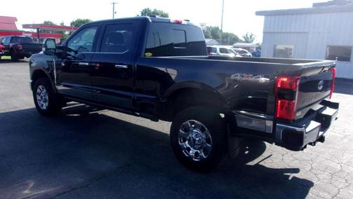 2023 Ford F-350 Lariat Super Duty