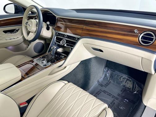 2022 Bentley Flying Spur Hybrid 