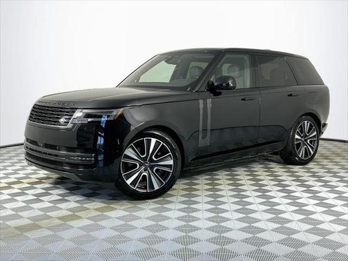 2025 Land Rover Range Rover P550e SE
