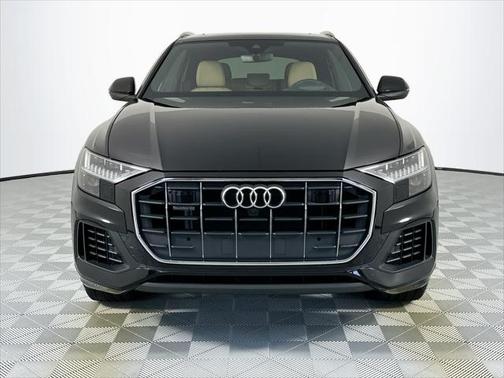 2023 Audi Q8 55 Prestige