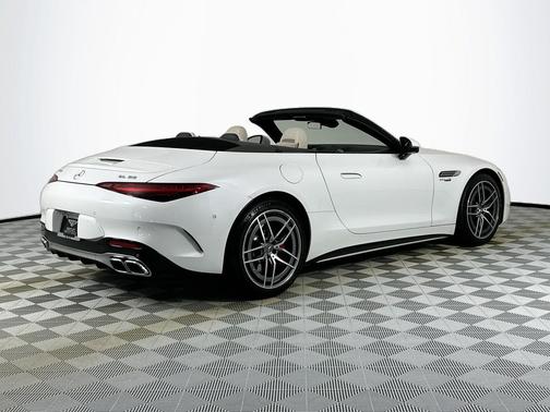 2022 Mercedes-Benz AMG SL 55 Base