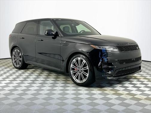 2025 Land Rover Range Rover Sport SE