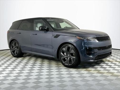 2025 Land Rover Range Rover Sport SE