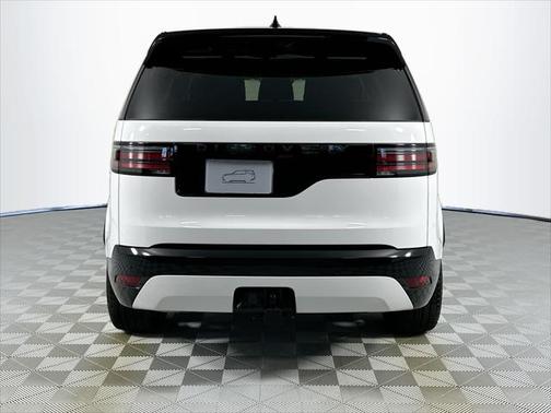 2025 Land Rover Discovery P360 Dynamic SE