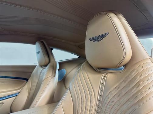 2023 Aston Martin DB11 Base