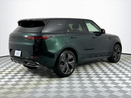2025 Land Rover Range Rover Sport SE