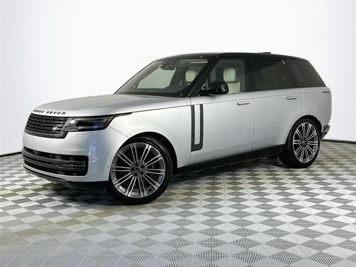 2025 Land Rover Range Rover P530 SE
