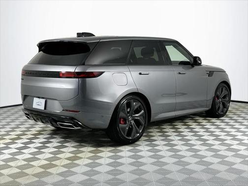 2025 Land Rover Range Rover Sport SE