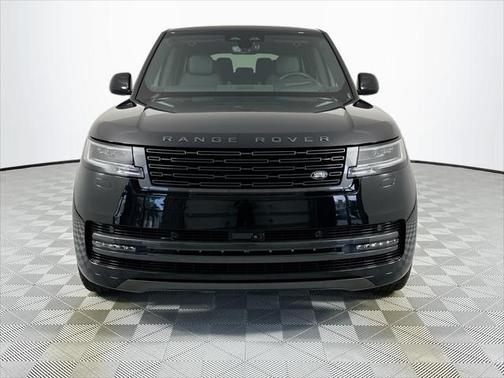 2025 Land Rover Range Rover P530 SE 7 Seat
