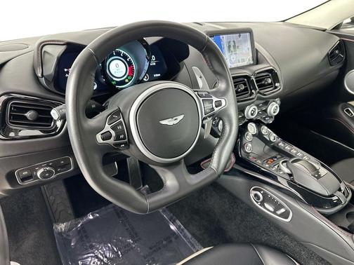 2021 Aston Martin Vantage Automatic