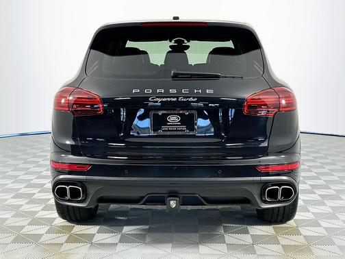 2015 Porsche Cayenne Turbo