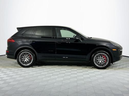 2015 Porsche Cayenne Turbo