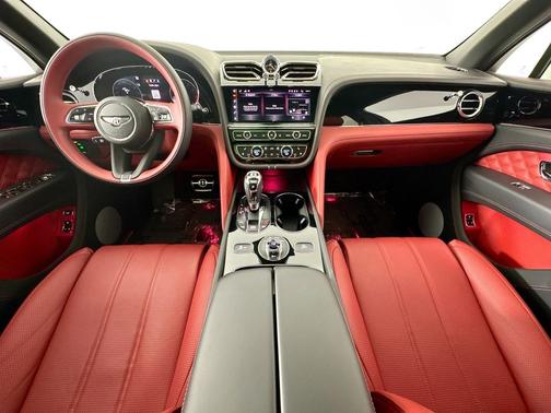 2022 Bentley Bentayga V8