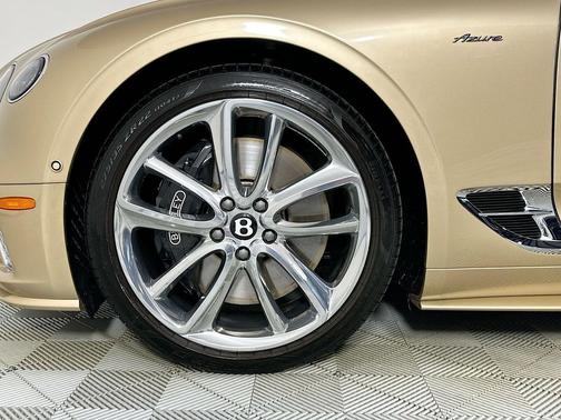 Sandstone 2023 Bentley Continental GT Base