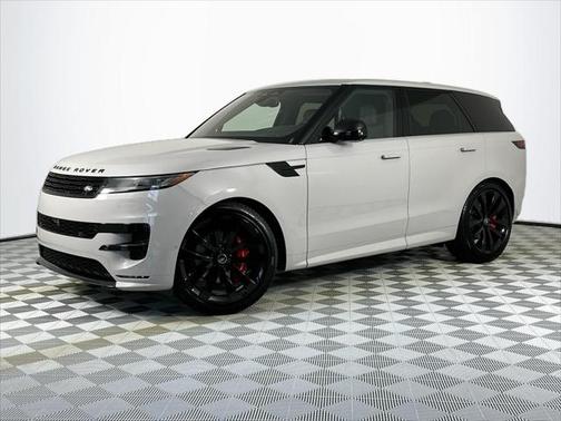 2025 Land Rover Range Rover Sport SE