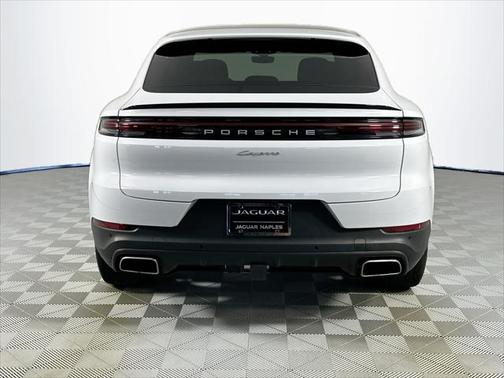 2024 Porsche Cayenne Base