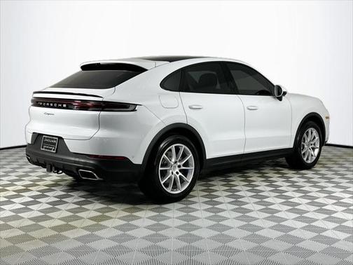2024 Porsche Cayenne Base