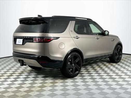 2025 Land Rover Discovery P360 Dynamic SE