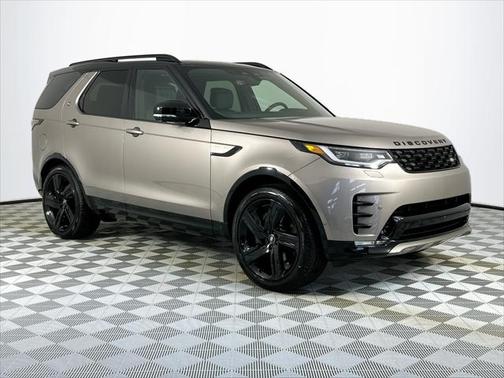 2025 Land Rover Discovery P360 Dynamic SE