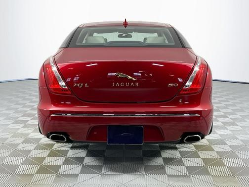 2013 Jaguar XJ L Portfolio
