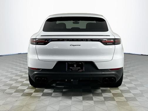 2023 Porsche Cayenne Platinum Edition