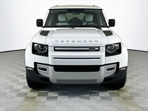 2025 Land Rover Defender 110 P300