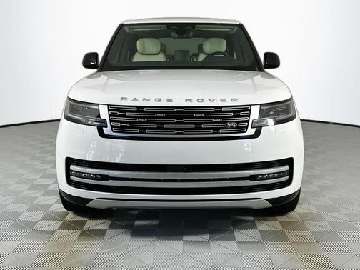 2026 Land Rover Range Rover P530 Autobiography