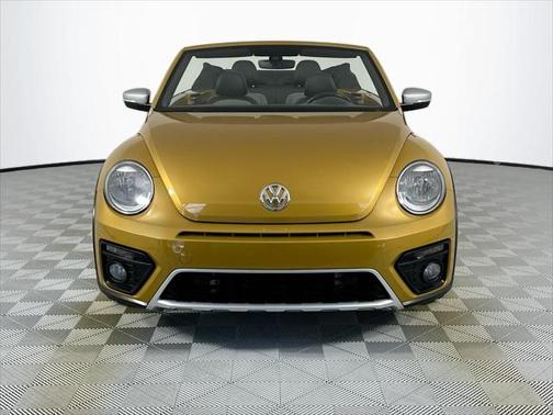 2017 Volkswagen Beetle 1.8T Dune