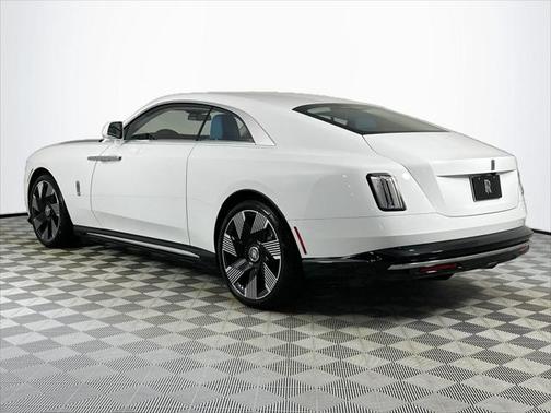 2024 Rolls-Royce Spectre 