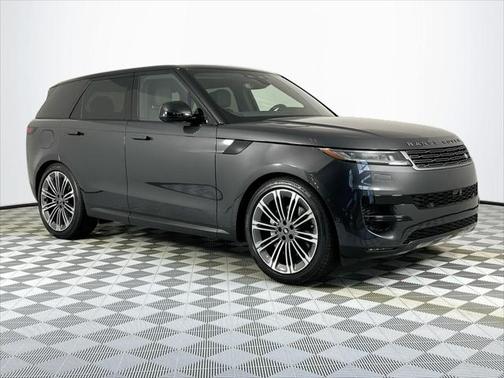 2025 Land Rover Range Rover Sport SE