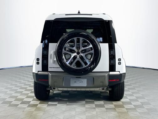 2026 Land Rover Defender P300 S