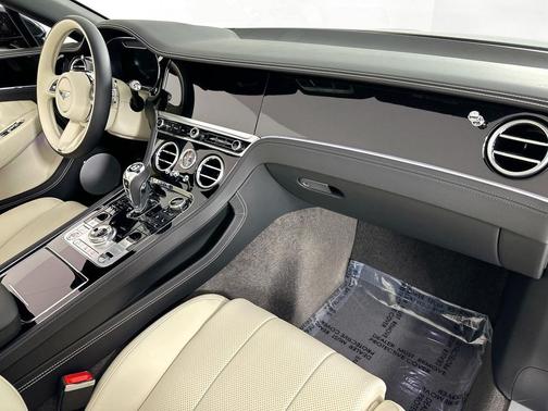 2024 Bentley Continental GT V8