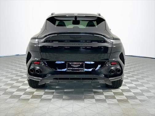 2025 Aston Martin DBX 707