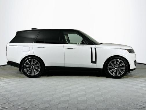 2026 Land Rover Range Rover P530 Autobiography