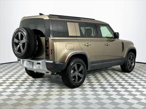 2025 Land Rover Defender 110 P300