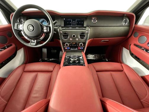 2022 Rolls-Royce Cullinan 