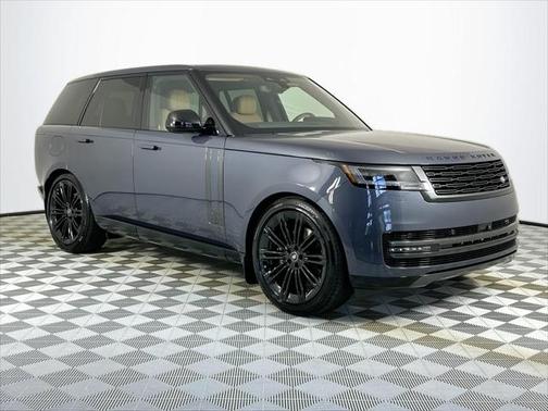 2025 Land Rover Range Rover P400 SE