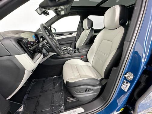 2024 Porsche Cayenne S