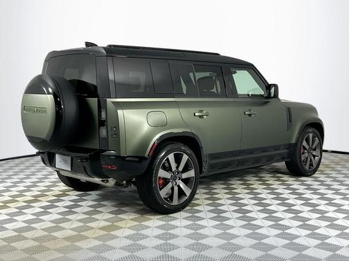 2026 Land Rover Defender P400 X