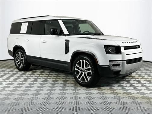2025 Land Rover Defender 130 P400 S