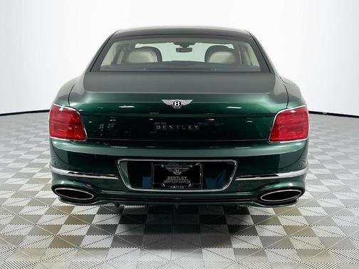 2026 Bentley Flying Spur Base
