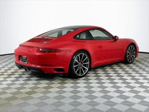2019 Porsche 911 Carrera 4S